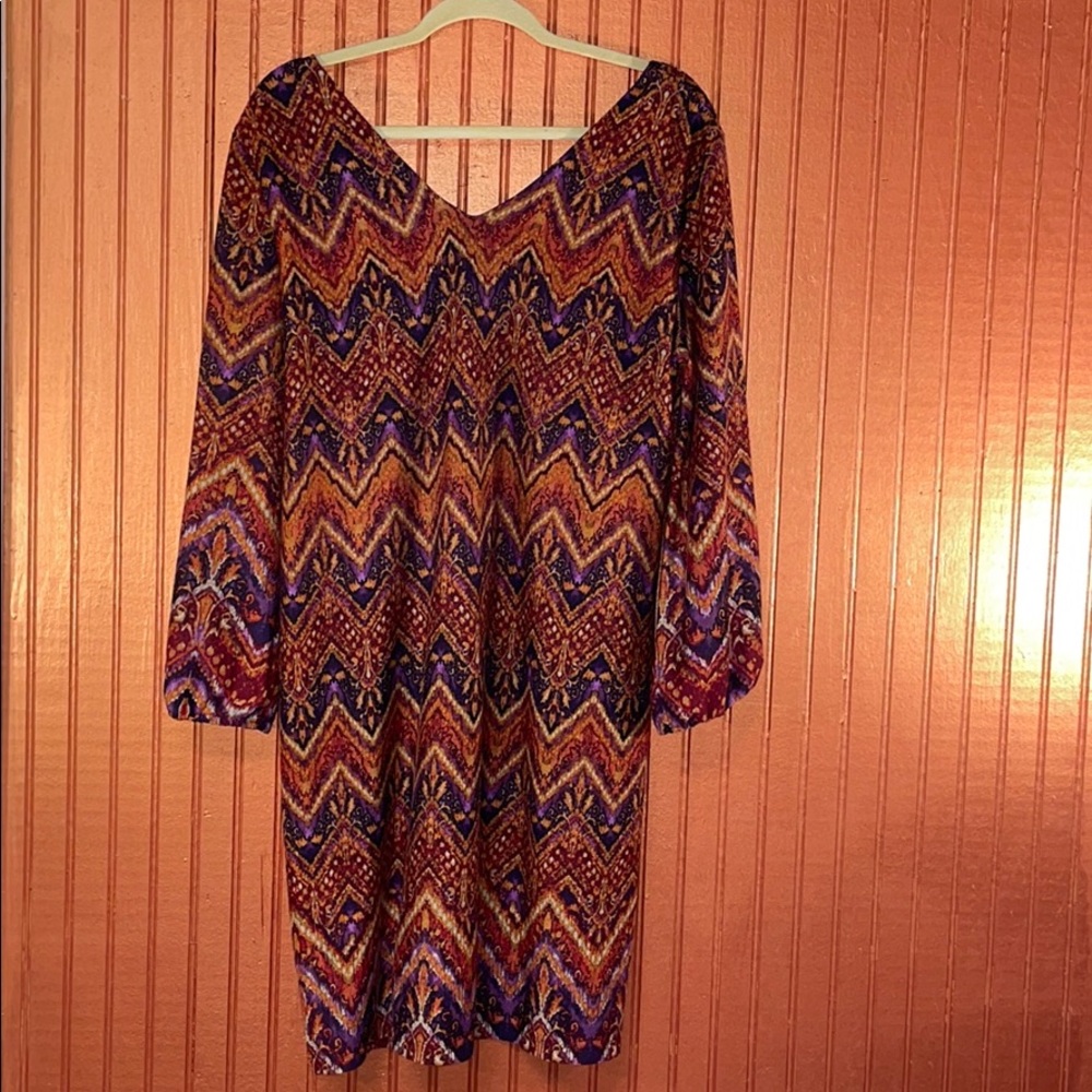 Dress - Picture 4 of 8